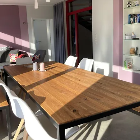 Kleiner Findling דירה